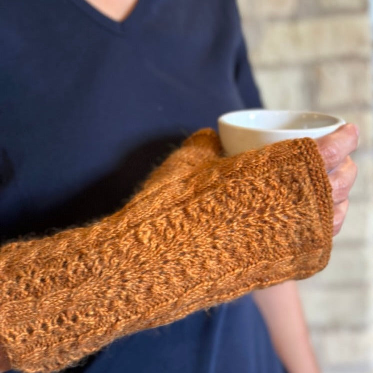 Ostrich Plume Mitt Pattern